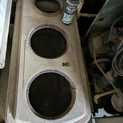 Neenah, Wi 1898 Wm Aylward & Sons Wood Stove