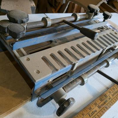 Woodstock Dovetail Jig