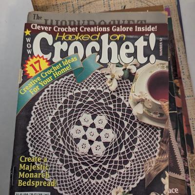 Collection Of Crafting Magazines Mini Catalogs & How To Books