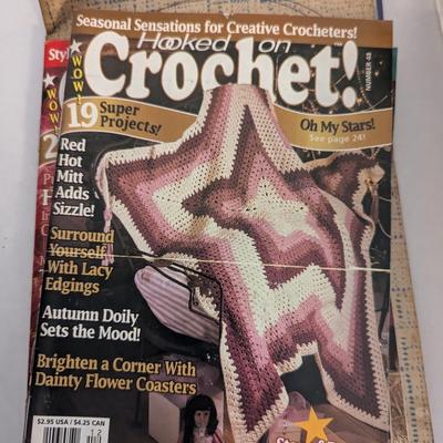 Collection Of Crafting Magazines Mini Catalogs & How To Books