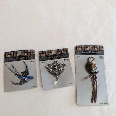 Metal Gallery Brooches