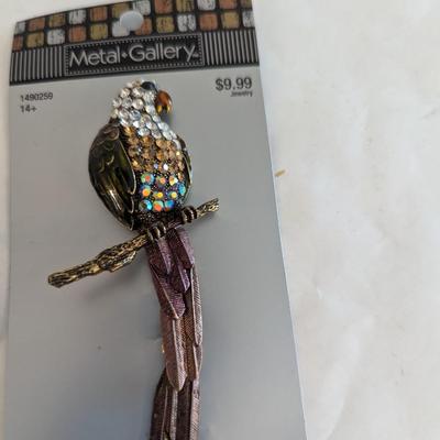 Metal Gallery Brooches