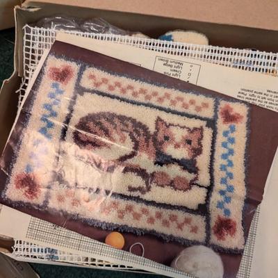 Knitting Projects & Fish & Cat Latch Hook Art