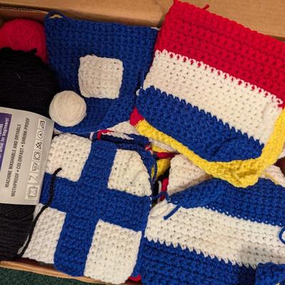 Knitting Projects & Fish & Cat Latch Hook Art