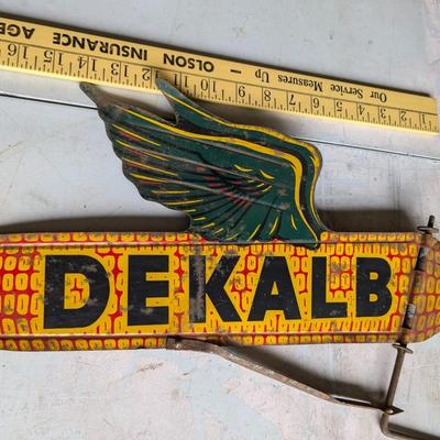 Rare Vtg Metal Dekalb Flying Ear Spinner Wind Vane Sign DOUBLE SIDED FARM SEED FEED