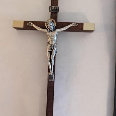 Crucifixes Various Sizes