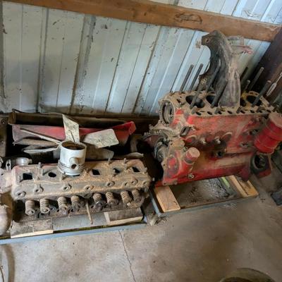Massey-Harris 4 Cylinder, 260 Engine