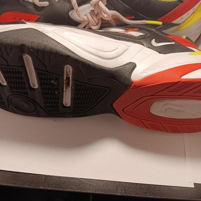 1 Pair of Men's Size 12 Nike Shoes (Pre-Owned)