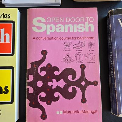 Spanish & English Dictionaries & Books