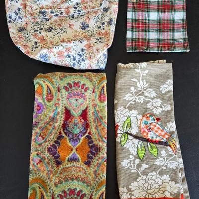 2 Kitchen Towels and 2 Bags