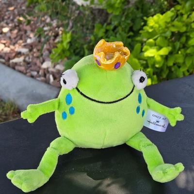 Hallmark Frog Plushie and Bobble Head Frog