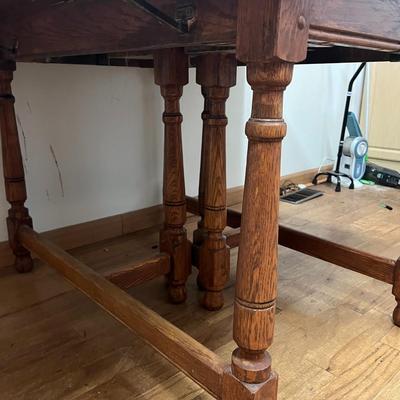 Vintage Leaf Table