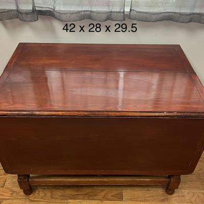 Vintage Leaf Table