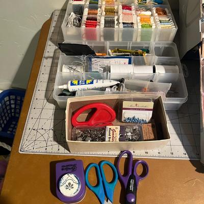 Sewing Items & Sewing Machine Parts