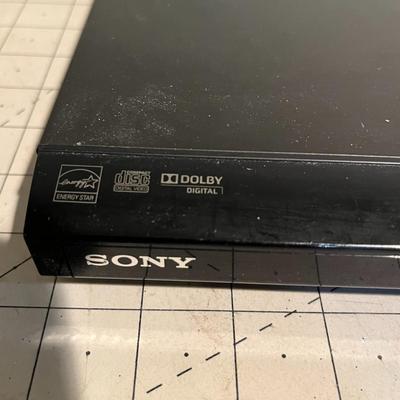 Sony DVP-SR210P With DVD /CD