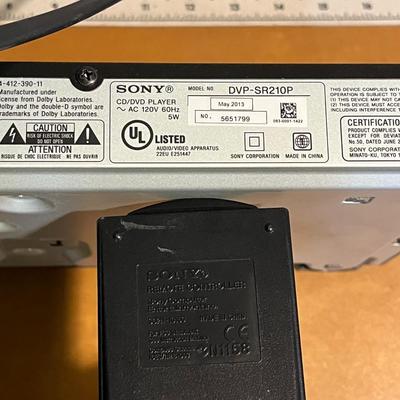 Sony DVP-SR210P With DVD /CD
