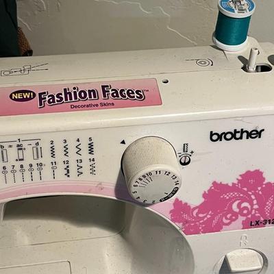 LX-3125 Brothers Sewing Machine With Singer Sewing Kit