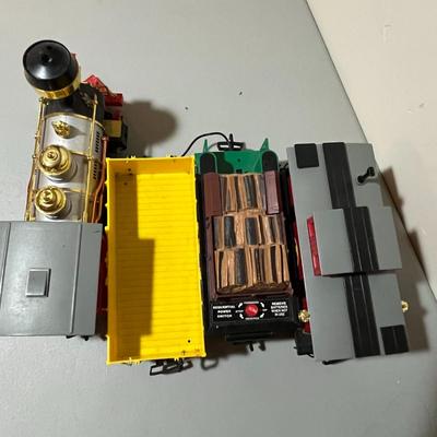 Colourfull Battery Operated Engine Train & Track 