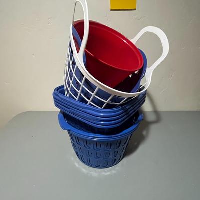 Lots of Plastic Storage Oragnizers & Baskets