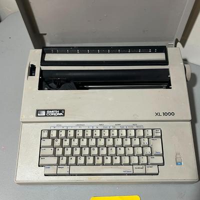 Smith Corona XL 1000 Vintage Typewriter