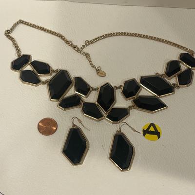 Vintage Jewelry Set 
