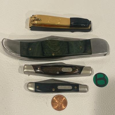 Set Of 3 Knives (Buck, Old Timer & Trapper) and Nail Clipper