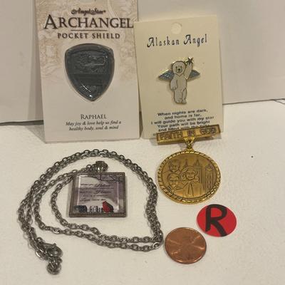 2 Different Medal and One Pendant Chain
