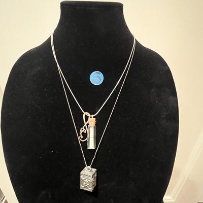 2 Different Pendant and Chains