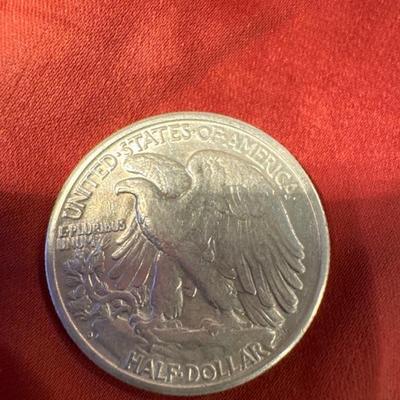 1945 LIBERTY WALKING HALF US COIN XVF