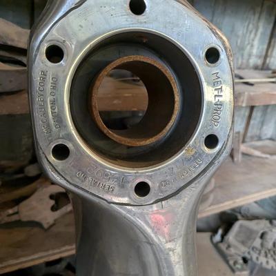 Airplane Propeller McCauley 1A90 CF7148