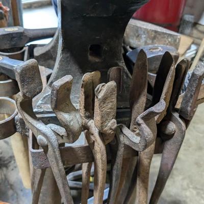 Peter Wright Blacksmith Anvil with Stand and Tools
