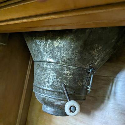 Sellers, Elwood, Indiana, Hoosier Cabinet