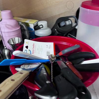 All Manner of Kitchen Stuff: Utensils (2 sets), Toaster, Fruit Bowl 