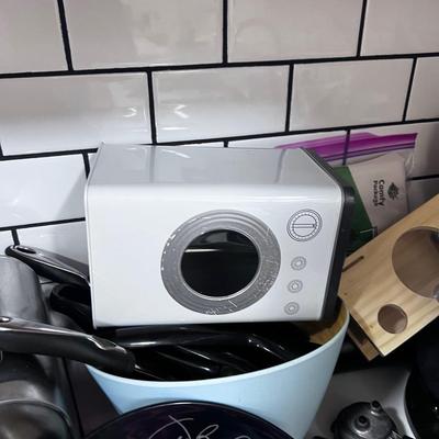 All Manner of Kitchen Stuff: Utensils (2 sets), Toaster, Fruit Bowl 