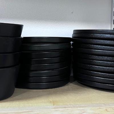 Set of Stoneware ROUND Modern Dark