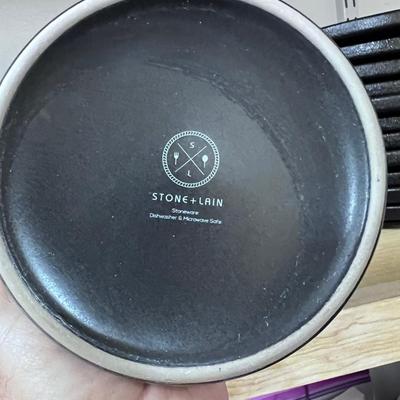 Set of Stoneware ROUND Modern Dark