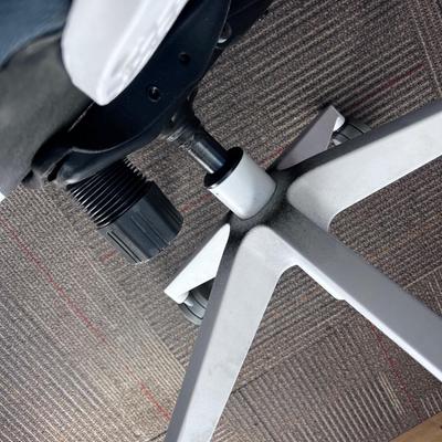 POPPIN MAX TASK CHAIR HIGH BACK White & Dark Gray 