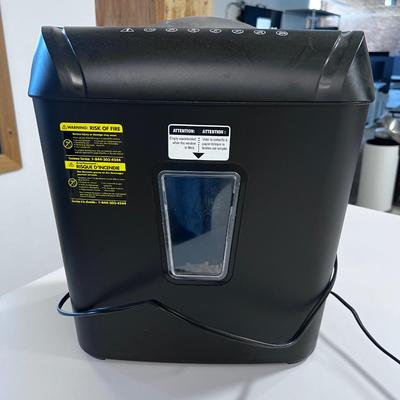 Paper Shredder by Amazon Basics