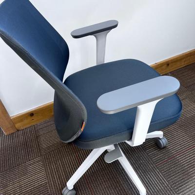 POPPIN MAX TASK CHAIR Mid Back White & Dark Gray 