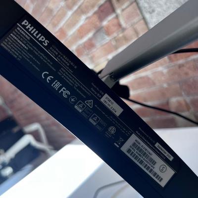 Phillips Free Standing Monitor CURVED MONITOR 27" 