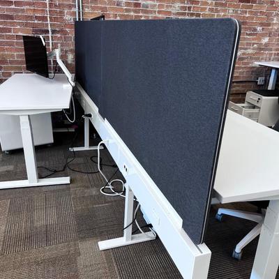 DOUBLE RAIL POWER STRIP with Dividing Wall (2) Panel 