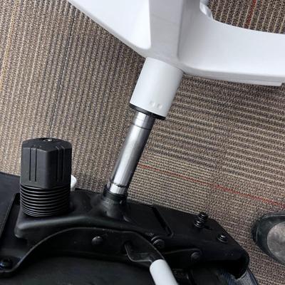 POPPIN MAX TASK CHAIR Mid Back White & Dark Gray 
