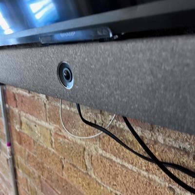 NEAT. Web Conference Camera & Speaker with Pad  BOUNCE MAIN ROOM location 