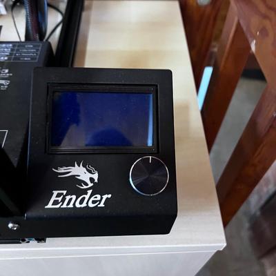 3 D ENDER -5 PRO PRINTER 