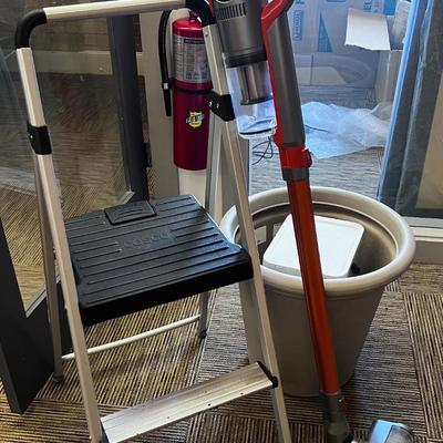 2 Step, Vacuum and Empty Flower Pot