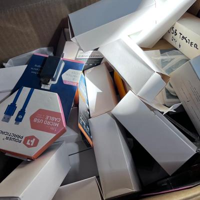 GAR - AS IS SOME USED "RETURNED" LUMINOODLE Lighters etc. 