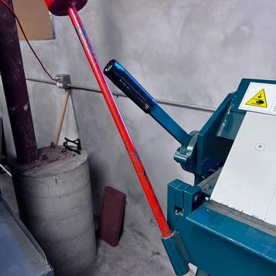 GAR - TENNSMITH METAL Brake with Stand  