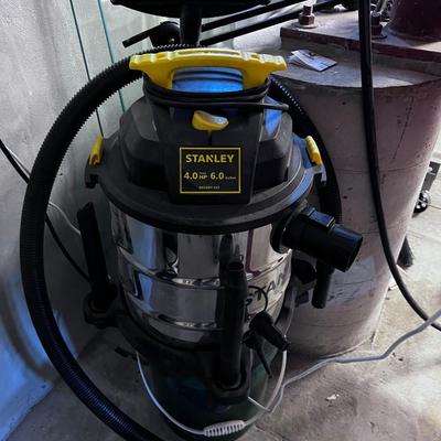 Stanley 4 Horse Power Shop Vac. 