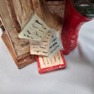 Trio of Ceramic Santa Christmas Figures (BS-JS)