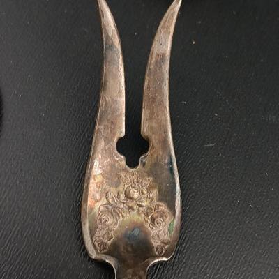 Vintage Forks of all sizes! - silverplate - double plate - Rogers - Holmes & Edwards & more
